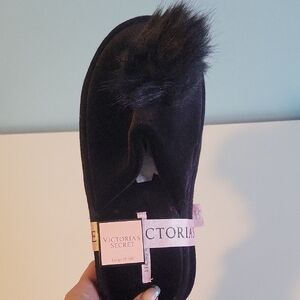 Victoria's Secret Black Furry Women's Slippers